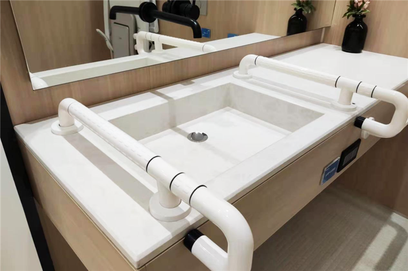 08 Ӣ����ԡ���ϻ��豸.png