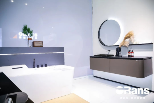 0317品质见证!欧路莎卫浴斩获四大“沸腾质量金奖”983.png 0317品质见证!欧路莎卫浴斩获四大“沸腾质量金奖”983.png